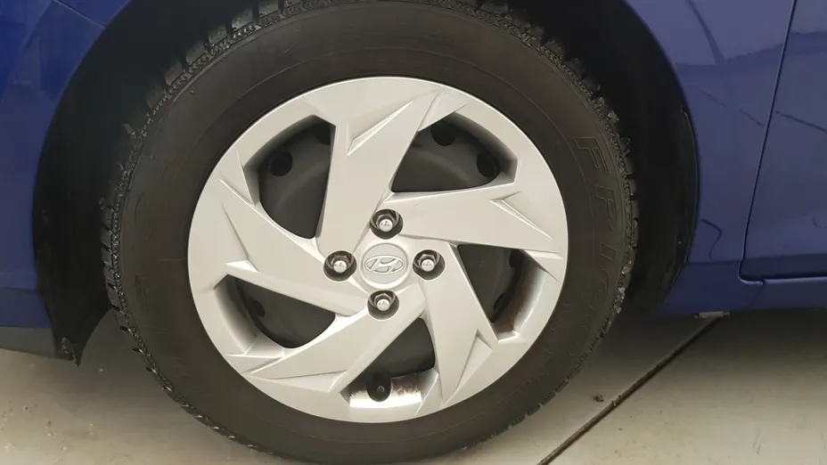 HYUNDAI i20 i20 1.2 Pure