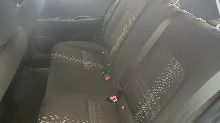 HYUNDAI i20 i20 1.2 Pure