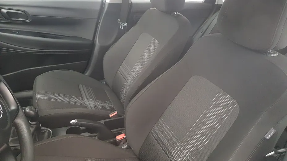 HYUNDAI i20 i20 1.2 Pure