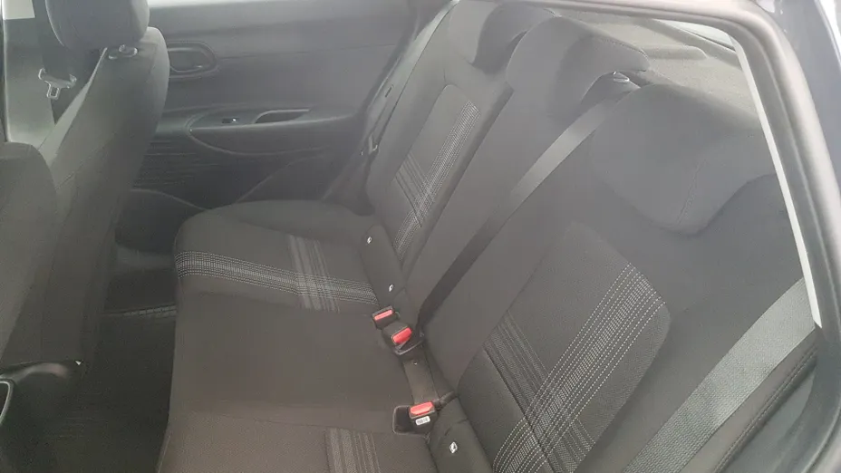 HYUNDAI i20 i20 1.2 Pure