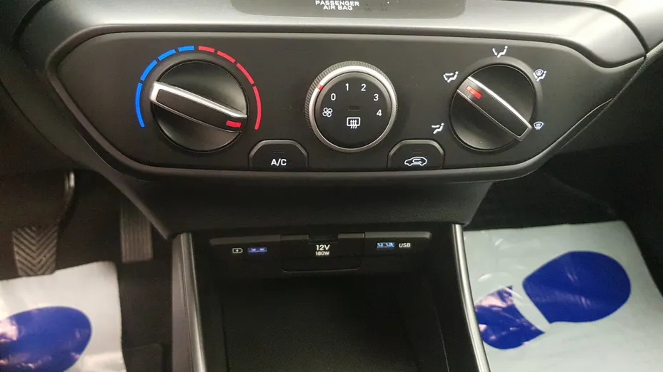HYUNDAI i20 i20 1.2 Pure