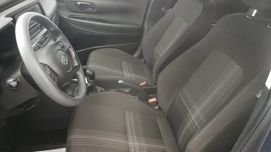 HYUNDAI i20 i20 1.2 Pure