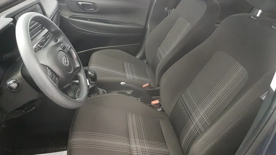 HYUNDAI i20 i20 1.2 Pure