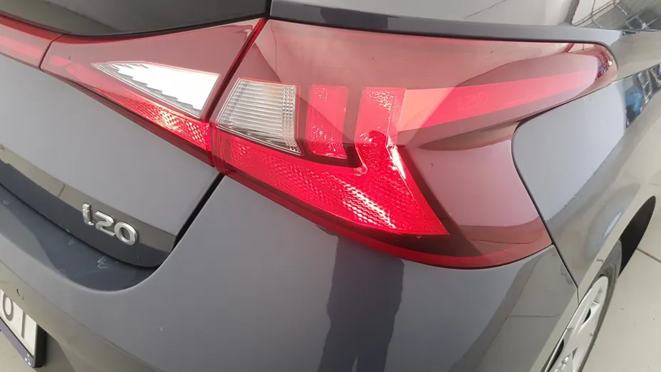 HYUNDAI i20 i20 1.2 Pure