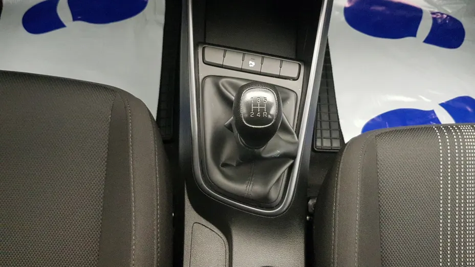 HYUNDAI i20 i20 1.2 Pure