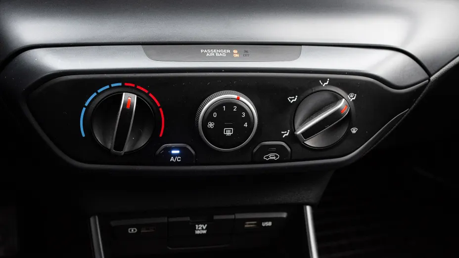HYUNDAI i20 i20 1.2 Pure