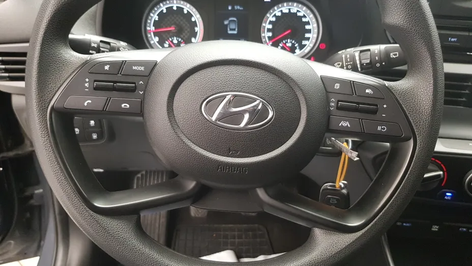 HYUNDAI i20 i20 1.2 Pure