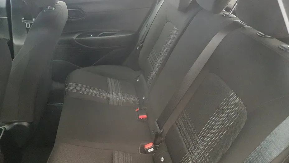 HYUNDAI i20 i20 1.2 Pure