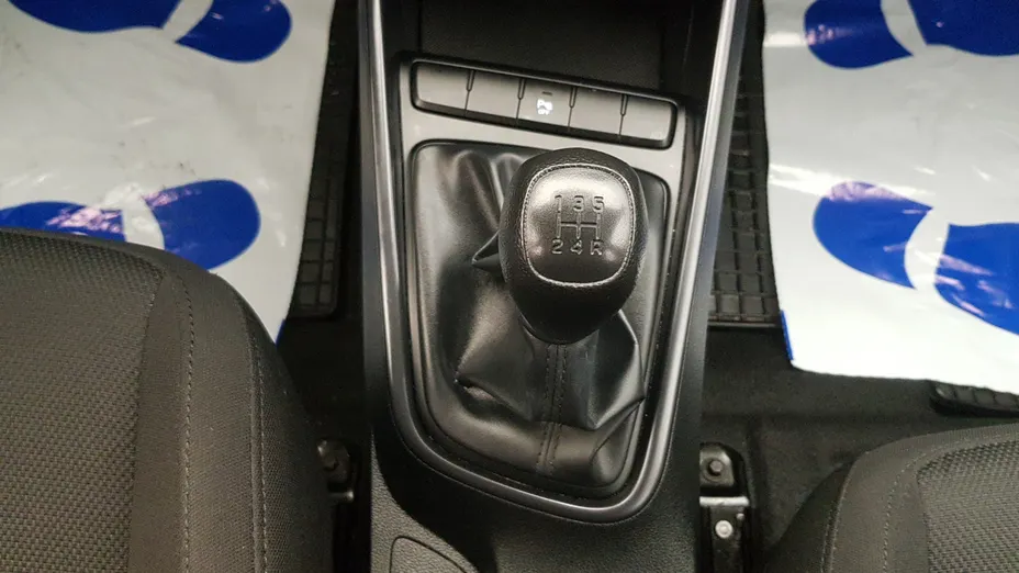 HYUNDAI i20 i20 1.2 Pure