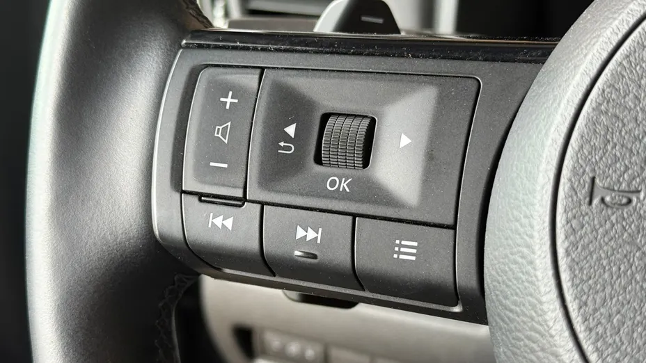 NISSAN Qashqai Qashqai 1.3 DIG-T mHEV N-Connecta Xtronic