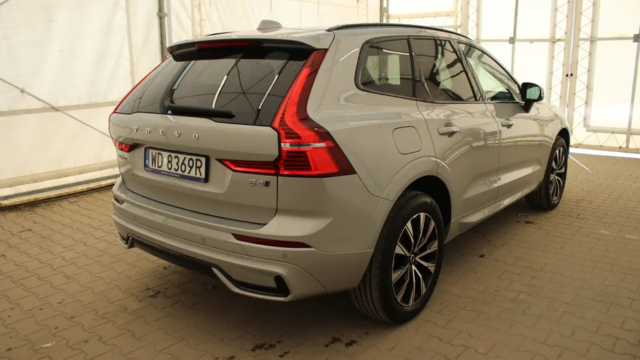 VOLVO XC60 XC60 B4 D AWD Plus Dark aut