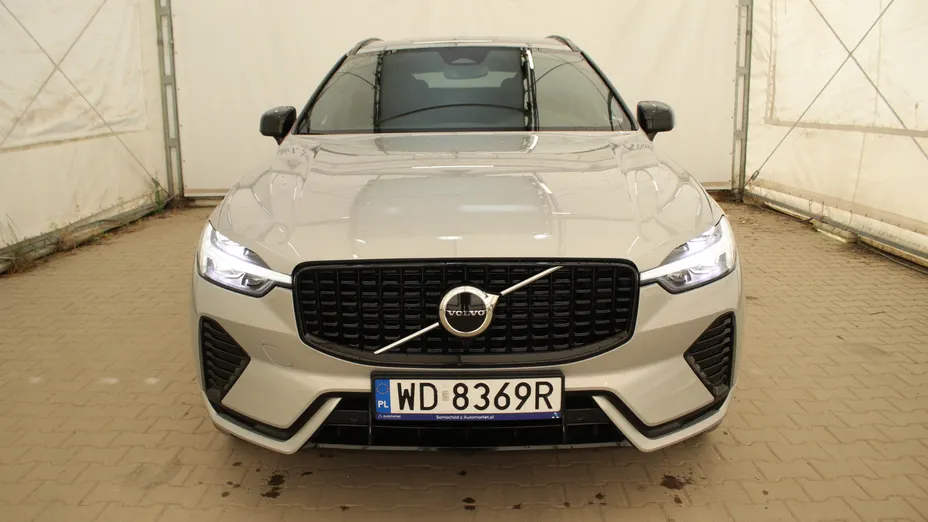 VOLVO XC60 XC60 B4 D AWD Plus Dark aut