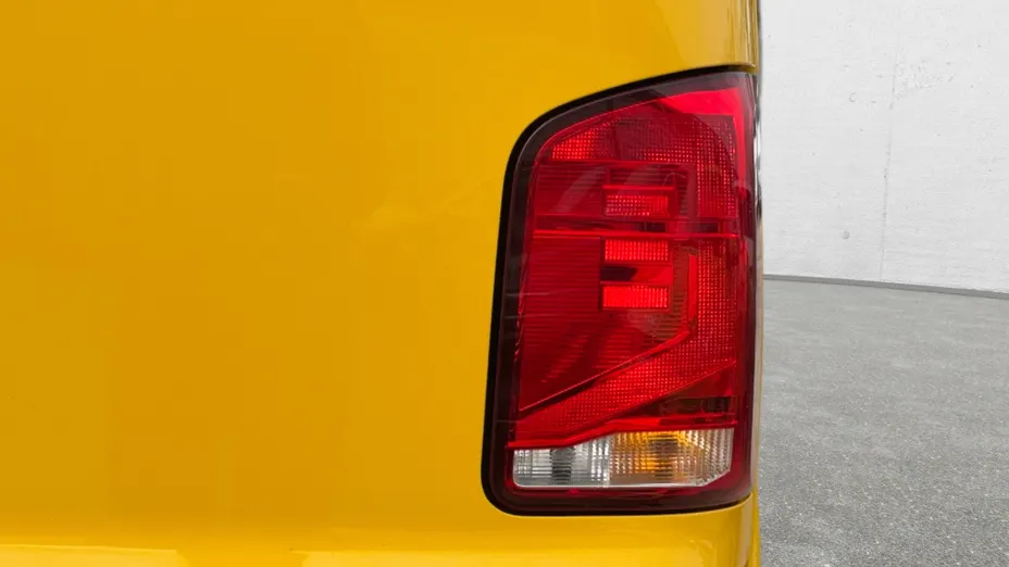 VOLKSWAGEN Transporter Transporter T6.1 TDI L2H1