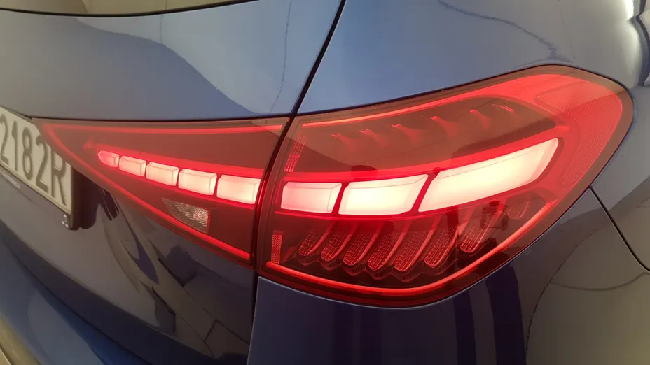 MERCEDES-BENZ C Klasa C 200 d mHEV AMG