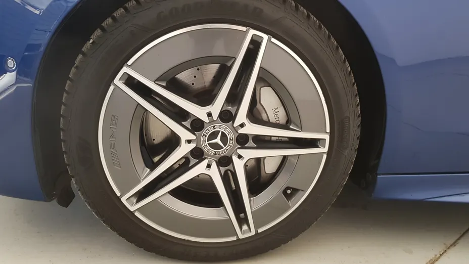 MERCEDES-BENZ C Klasa C 200 d mHEV AMG