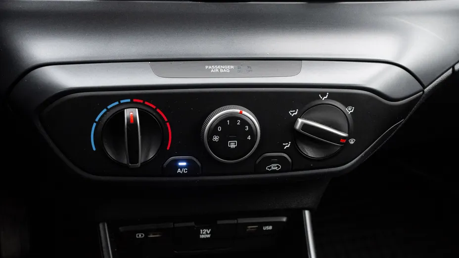 HYUNDAI i20 i20 1.2 Pure