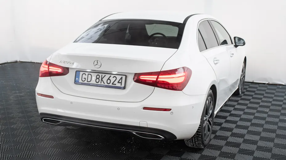 MERCEDES-BENZ A Klasa A 200 d Progressive 8G-DCT