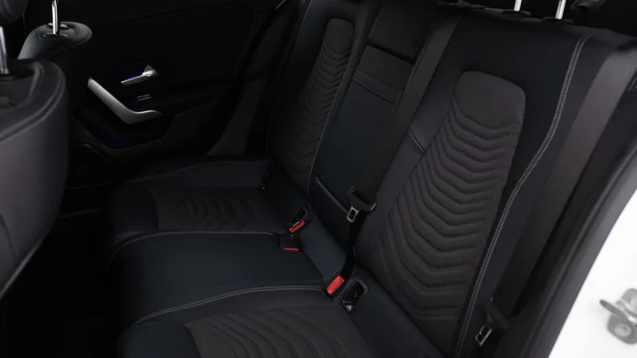 MERCEDES-BENZ A Klasa A 200 d Progressive 8G-DCT