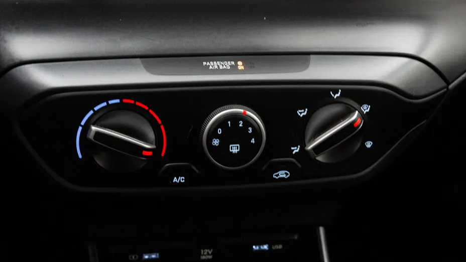 HYUNDAI i20 i20 1.2 Pure