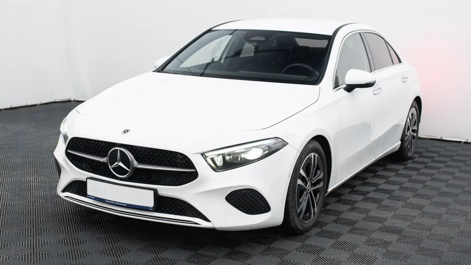 MERCEDES-BENZ A Klasa A 200 d Progressive 8G-DCT