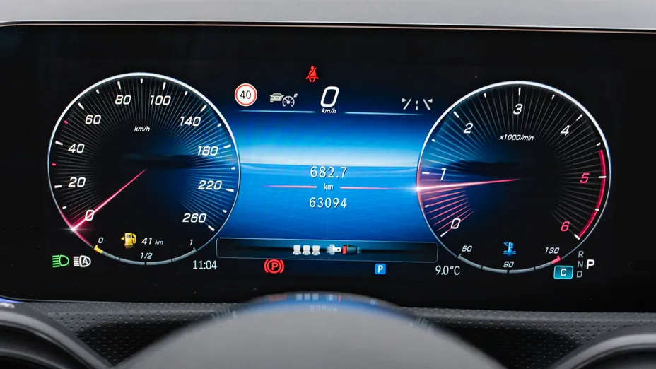 MERCEDES-BENZ A Klasa A 200 d Progressive 8G-DCT