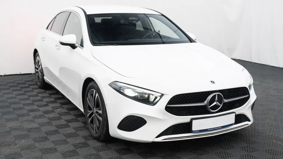 MERCEDES-BENZ A Klasa A 200 d Progressive 8G-DCT
