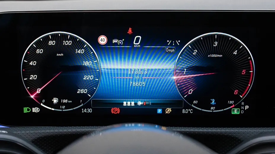 MERCEDES-BENZ A Klasa A 200 d Progressive 8G-DCT