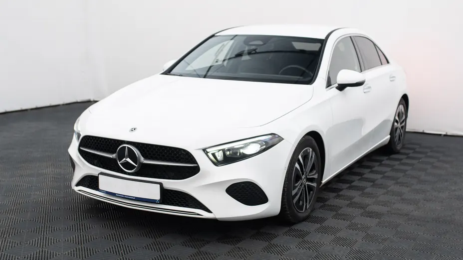MERCEDES-BENZ A Klasa A 200 d Progressive 8G-DCT