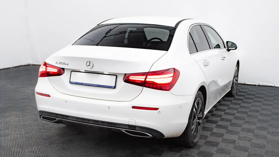 MERCEDES-BENZ A Klasa A 200 d Progressive 8G-DCT