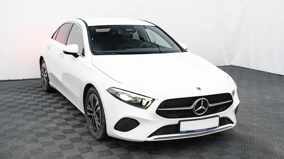 MERCEDES-BENZ A Klasa A 200 d Progressive 8G-DCT