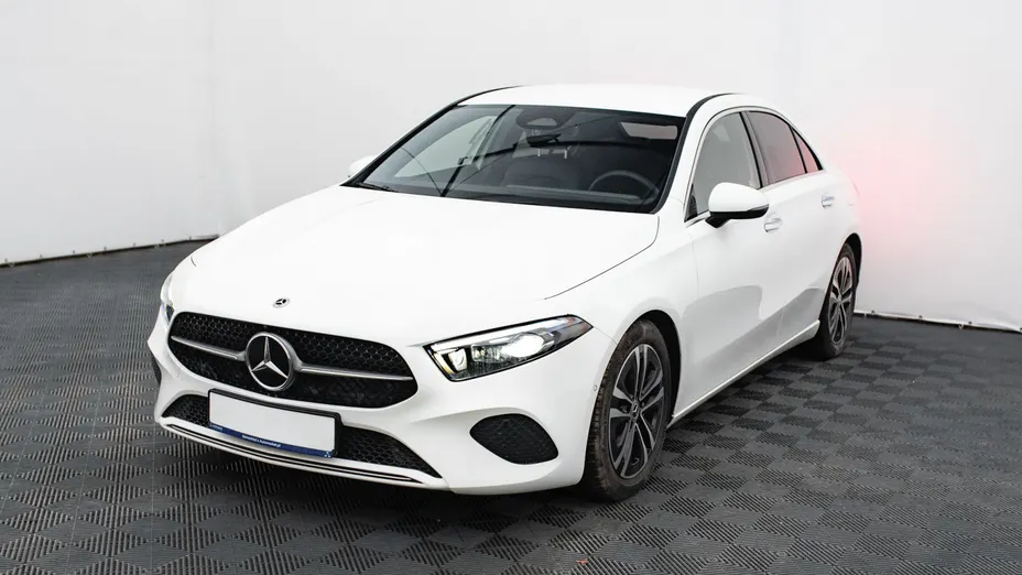MERCEDES-BENZ A Klasa A 200 d Progressive 8G-DCT