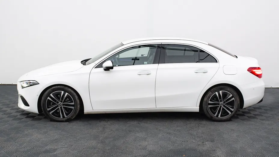 MERCEDES-BENZ A Klasa A 200 d Progressive 8G-DCT