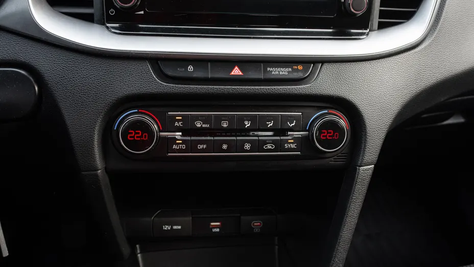 KIA Cee'd Ceed 1.5 T-GDI M