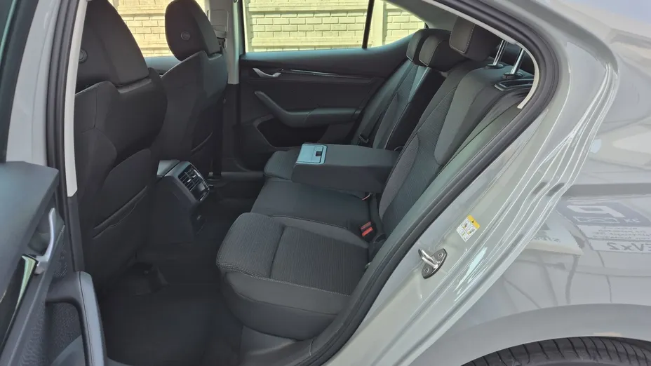 SKODA Octavia Octavia 1.5 TSI mHEV Drive Selection DSG Nowy