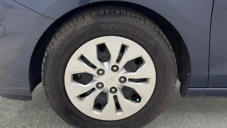 HYUNDAI i30 i30 1.0 T-GDI Modern