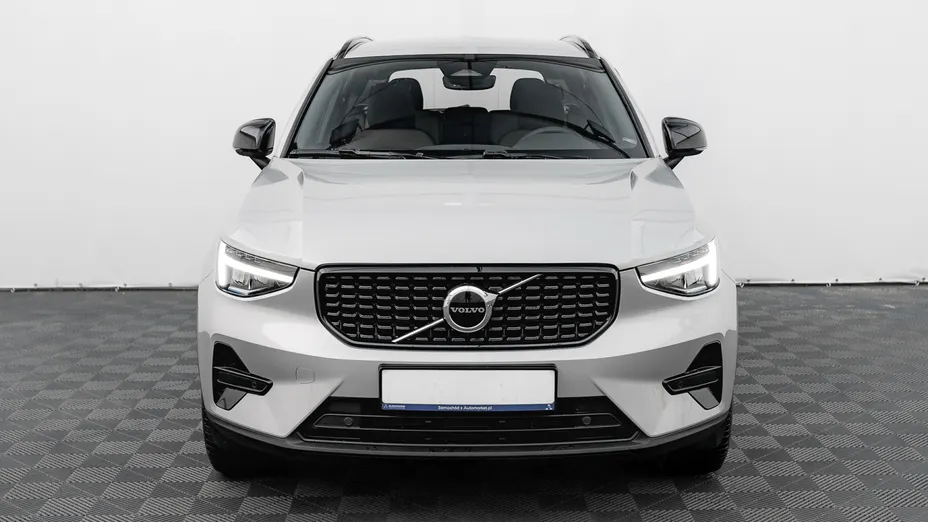 VOLVO XC40 XC40 B3 Plus Dark aut