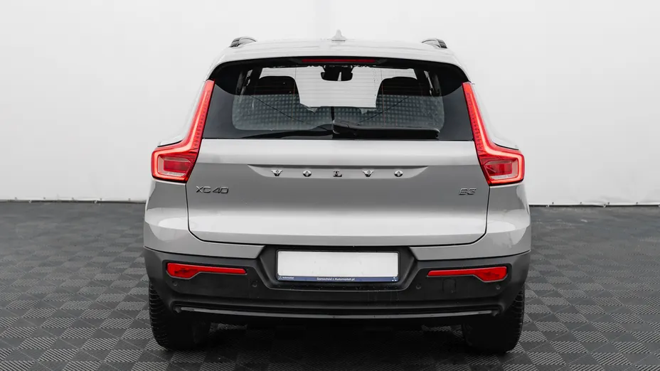VOLVO XC40 XC40 B3 Plus Dark aut