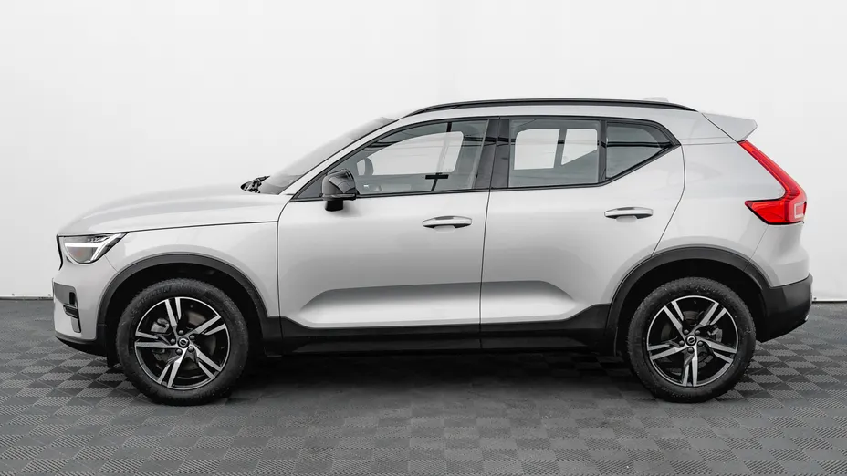 VOLVO XC40 XC40 B3 Plus Dark aut