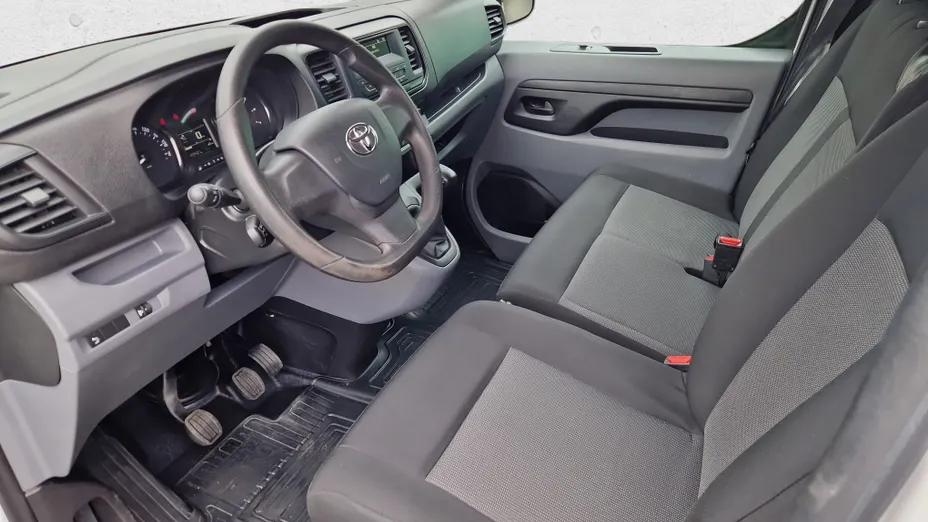 TOYOTA Proace Proace Kombi 2.0 D-4D Long 2,8t