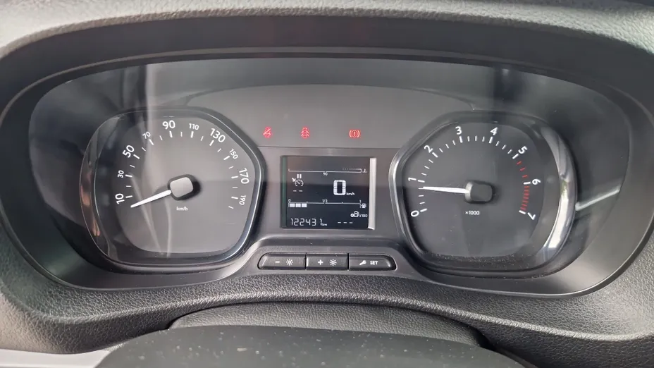 TOYOTA Proace Proace Kombi 2.0 D-4D Long 2,8t