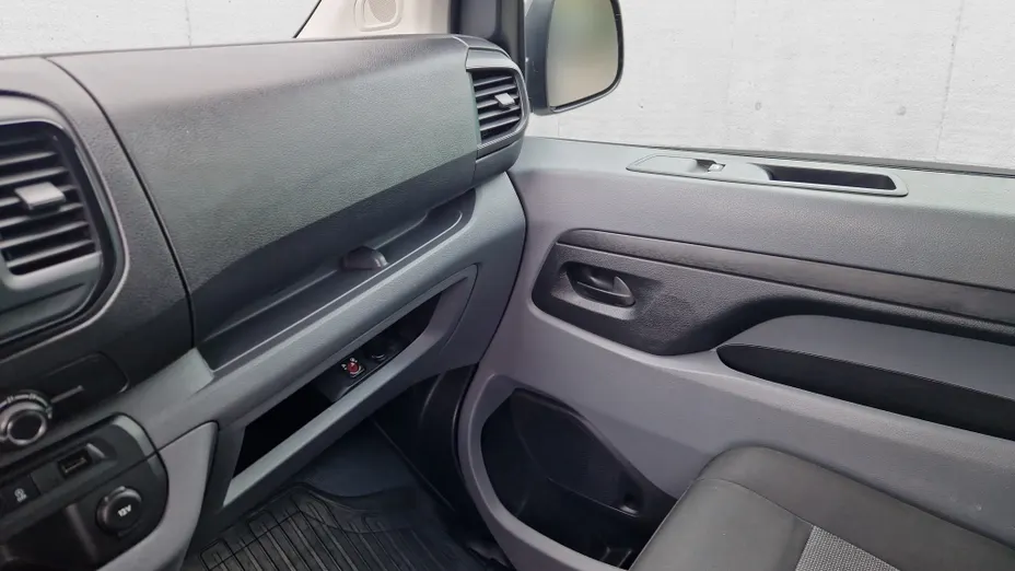 TOYOTA Proace Proace Kombi 2.0 D-4D Long 2,8t
