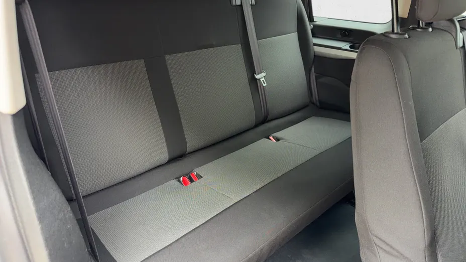 TOYOTA Proace Proace Kombi 2.0 D-4D Long 2,8t