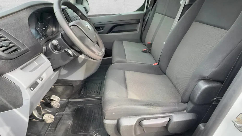 TOYOTA Proace Proace Kombi 2.0 D-4D Long 2,8t