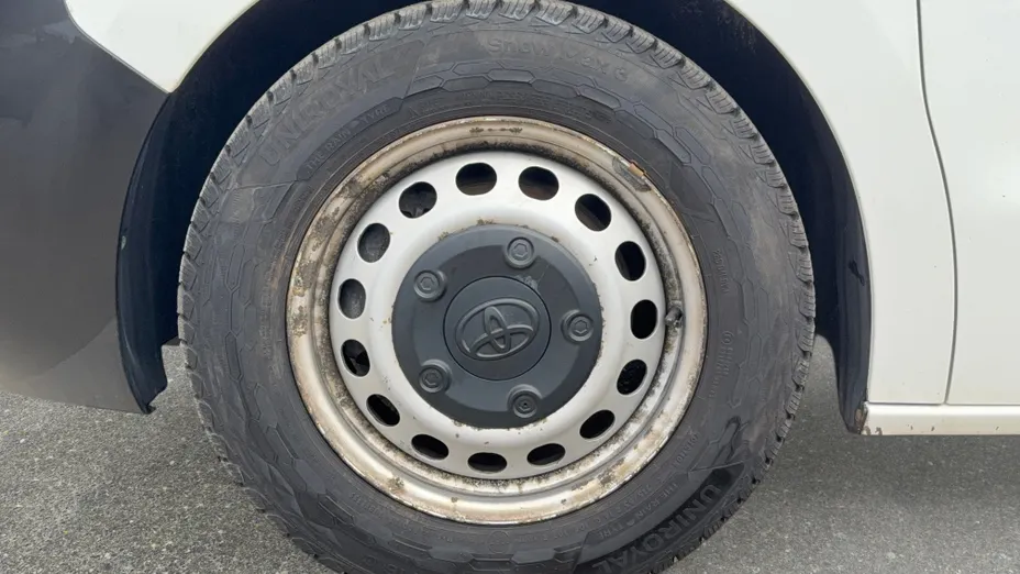 TOYOTA Proace Proace Kombi 2.0 D-4D Long 2,8t