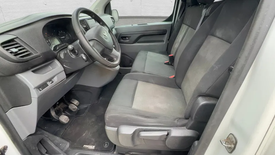 TOYOTA Proace Proace Kombi 2.0 D-4D Long 2,8t