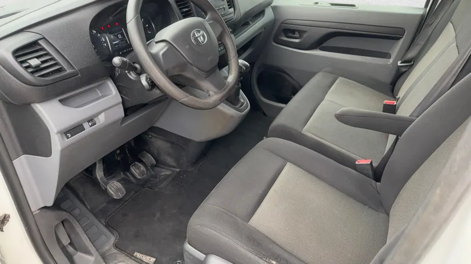TOYOTA Proace Proace Kombi 2.0 D-4D Long 2,8t