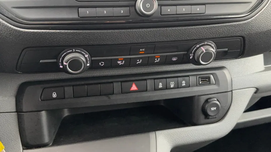 TOYOTA Proace Proace Kombi 2.0 D-4D Long 2,8t