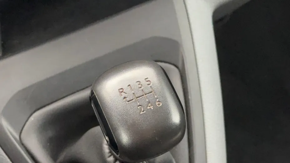 TOYOTA Proace Proace Kombi 2.0 D-4D Long 2,8t