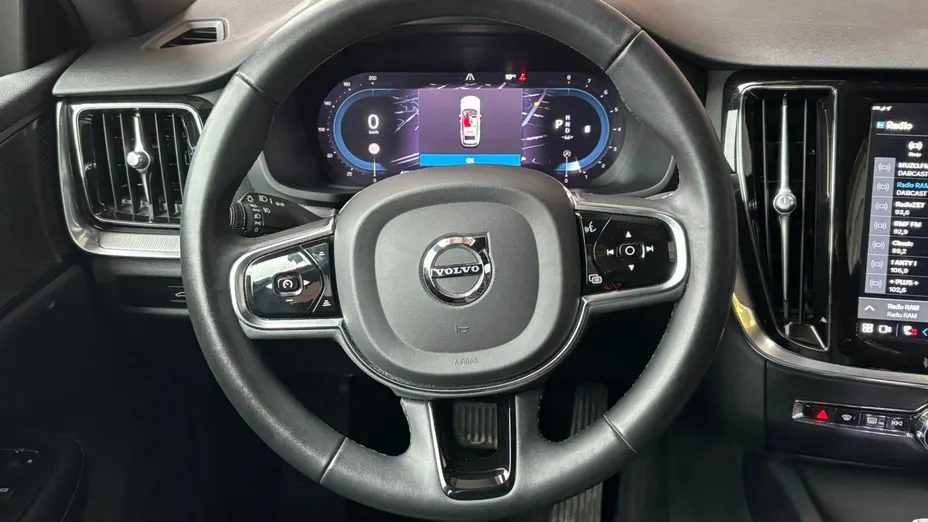 VOLVO V60 V60 B4 B Plus Dark aut