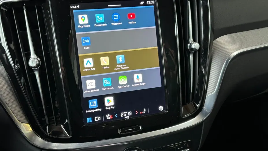 VOLVO V60 V60 B4 B Plus Dark aut